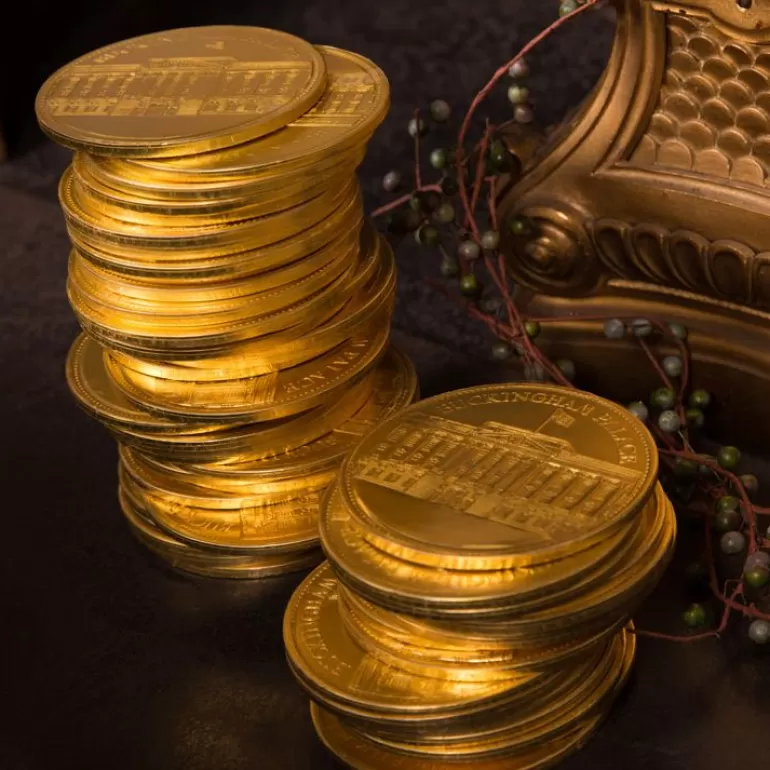 Royal Collection Shop Buckingham Palace Chocolate Coin | Confectionery & Chocolates