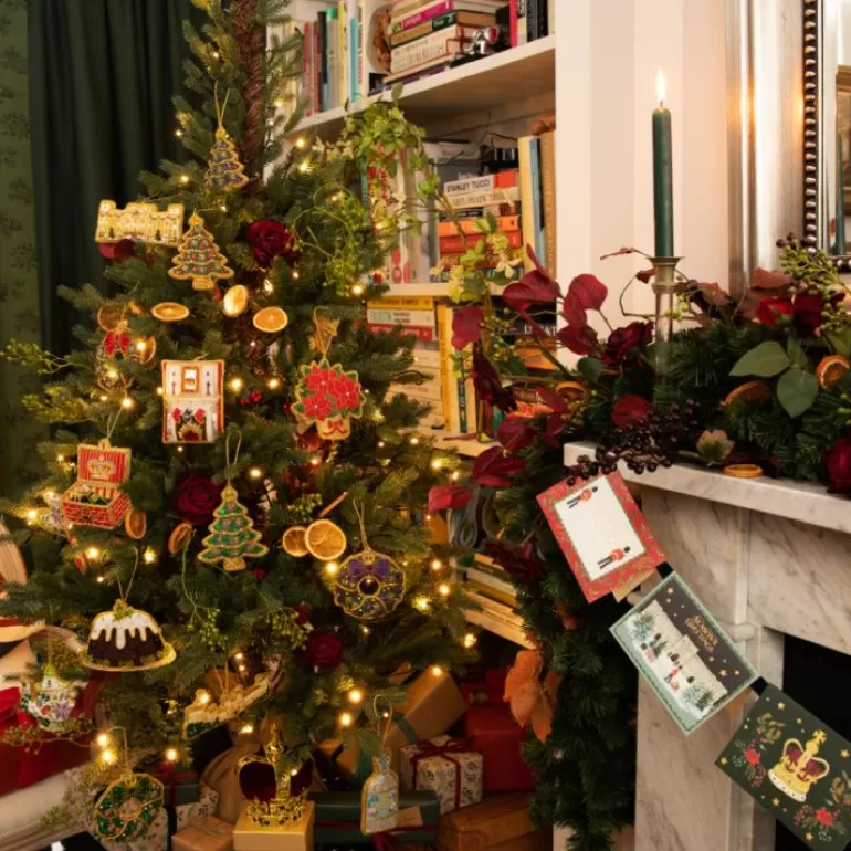 Royal Collection Shop Windsor Castle Knight Decoration | Decorations